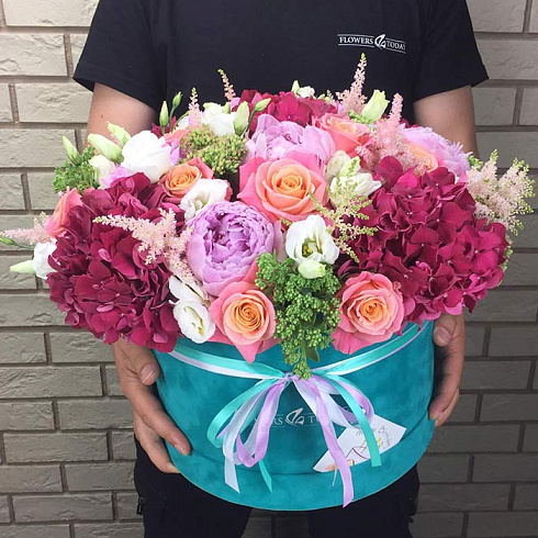 Изысканная коробка с экзотикой