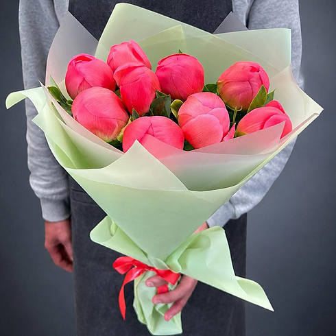 Коралловые пионы