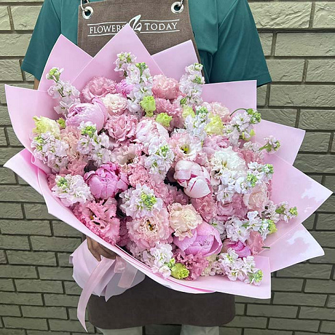 Пионы, эустомы, маттиолы