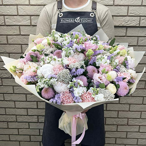 Пионы, маттиолы, гвоздики