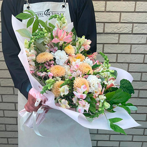 Астры, альстромерии, антирринумы