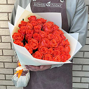 39 коралловых роз