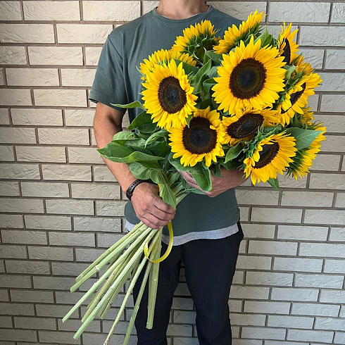 Подсолнухи с атласной лентой