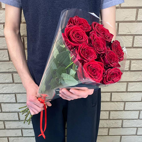 9 красных роз