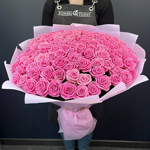 101 розовая роза